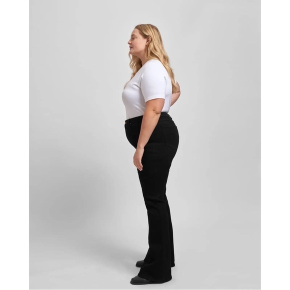 Universal Standard Sava Flare Jeans Plus Size 34 Black High Rise Full Length NEW - Picture 6 of 11